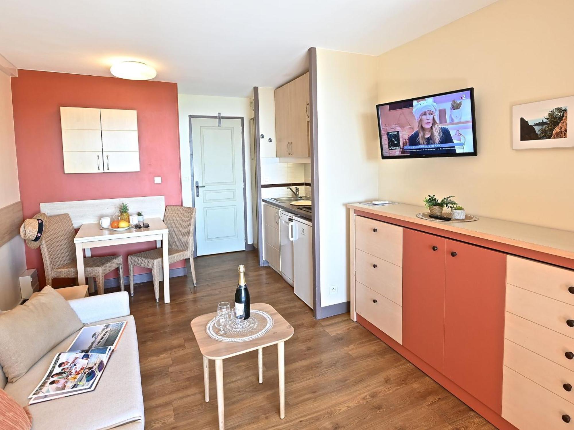Apartment Village Cap Estérel - Le Village-9 Saint-Raphaël Extérieur photo