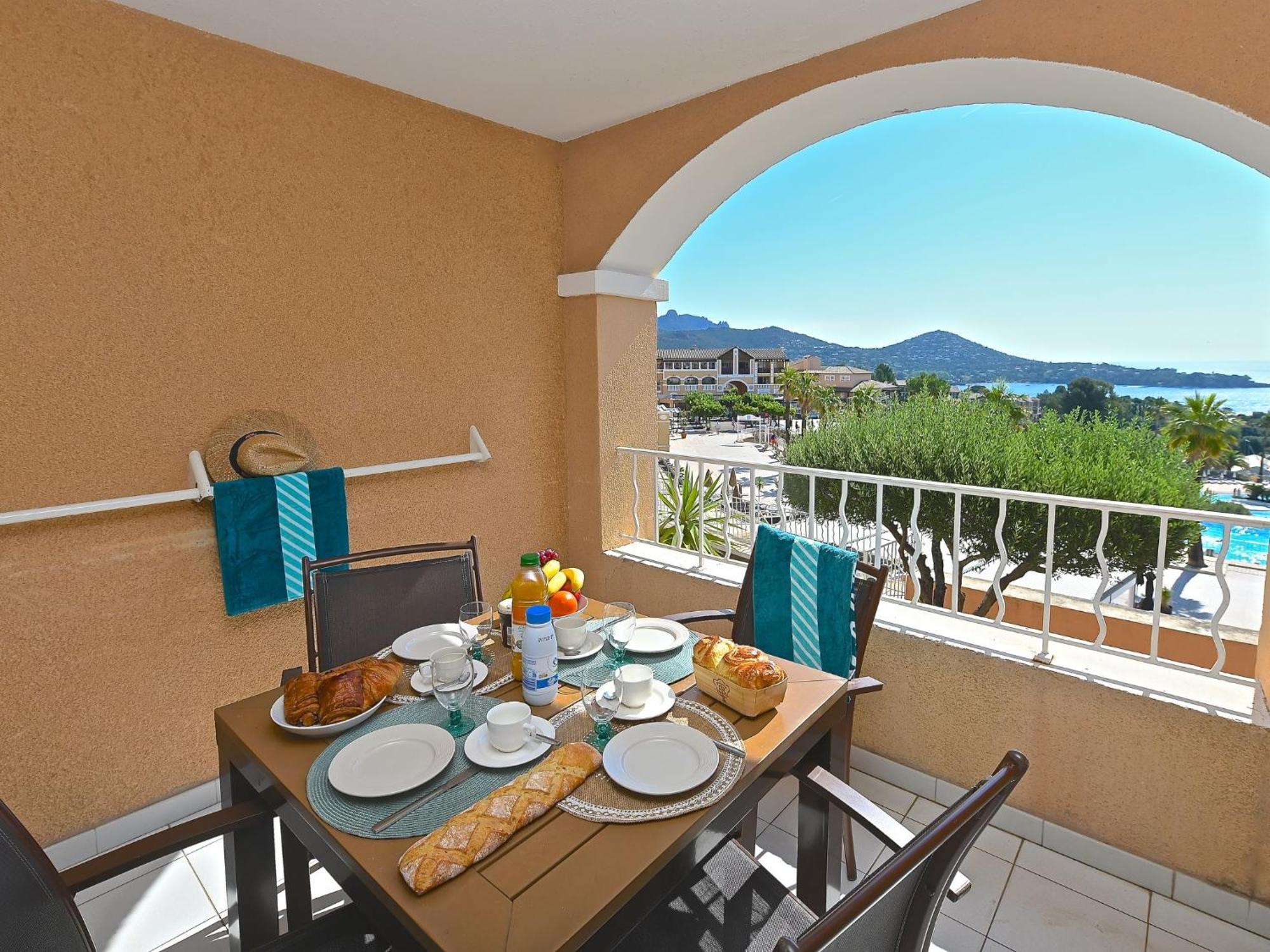 Apartment Village Cap Estérel - Le Village-9 Saint-Raphaël Extérieur photo